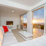 Villa Blue Diamond